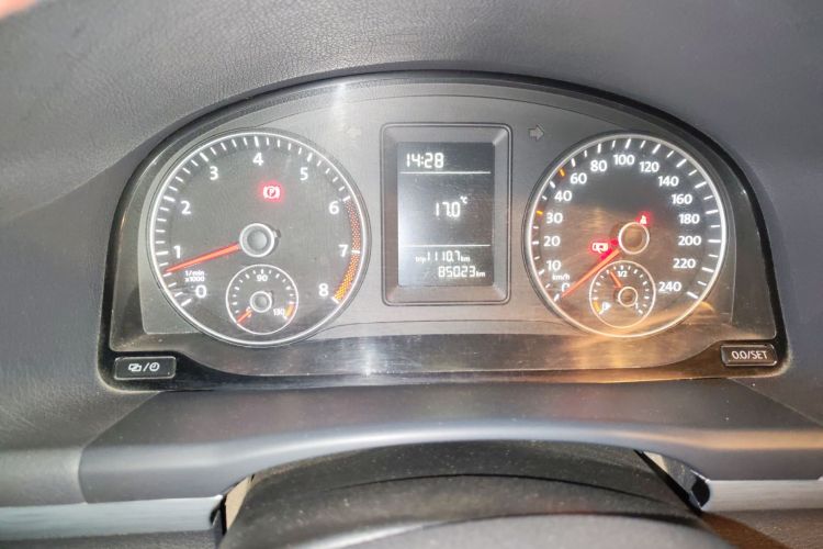 大众 途安 2015款 1.4T 手动风尚版5座中控内饰14