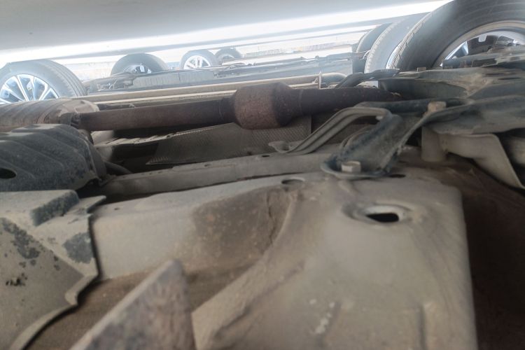 丰田 RAV4荣放 2011款 2.0L 自动豪华版局部细节9004