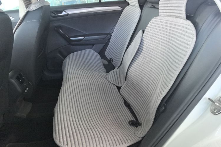 大众 T-ROC探歌 2020款 280TSI DSG两驱精英型中控内饰21