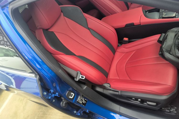 雷克萨斯ES 2020款 260 F SPORT局部细节41