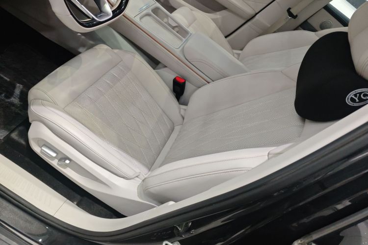 哪吒汽车 哪吒L 2024款 增程 310 闪充版局部细节19