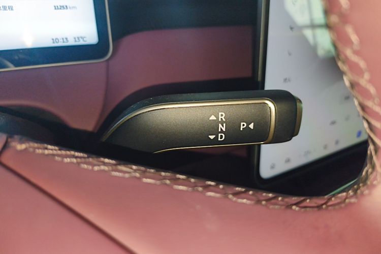 蔚来ET5T 2025款 75kWh Touring中控内饰18