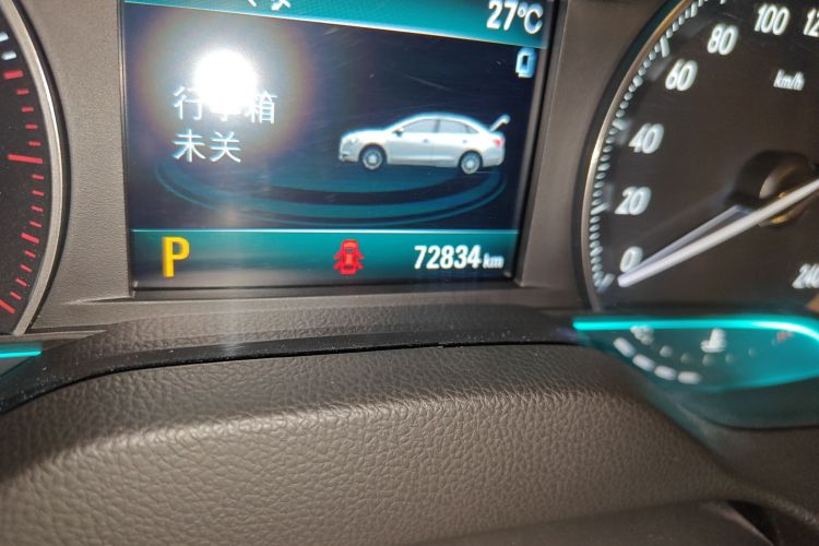 别克 英朗 2015款 18T 双离合豪华型中控内饰15