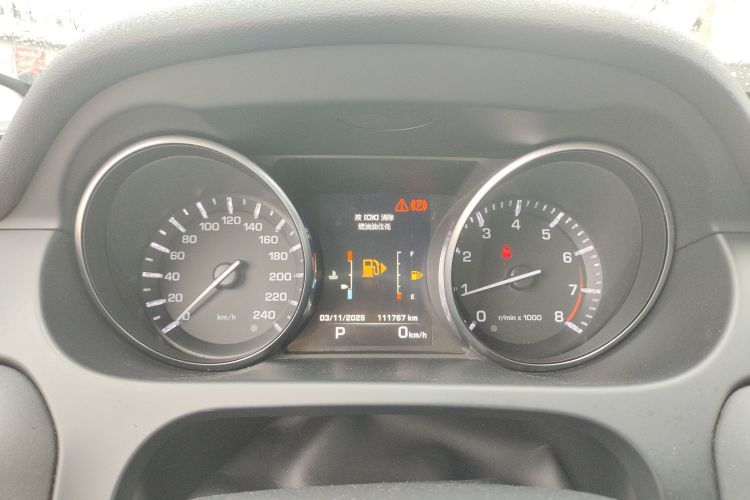 路虎 发现神行 2016款 2.0T HSE局部细节14