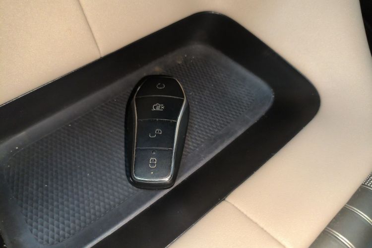 比亚迪 海豚 2021款 405km 时尚版中控内饰7001