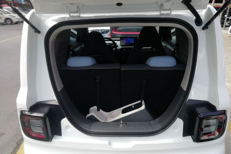 吉利银河 2024款 熊猫mini 200km 耐力熊机舱底盘23