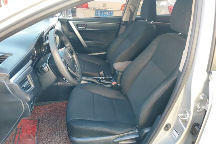 丰田 卡罗拉 2014款 1.6L CVT GL中控内饰19