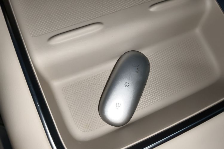 理想汽车 理想L7 2023款 Pro中控内饰7001