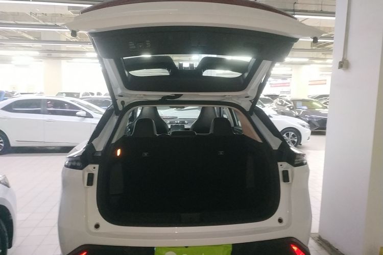 东风风神 皓瀚 2023款 DH-i 1.5T 豪华版机舱底盘23