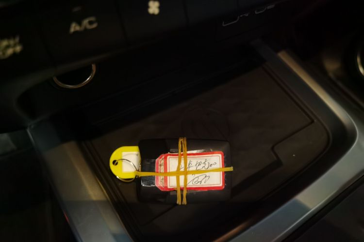 坦克300 2023款 城市版 2.0T 很有型中控内饰11