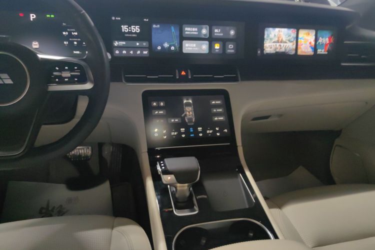 理想汽车 理想ONE 2021款 增程6座版局部细节16