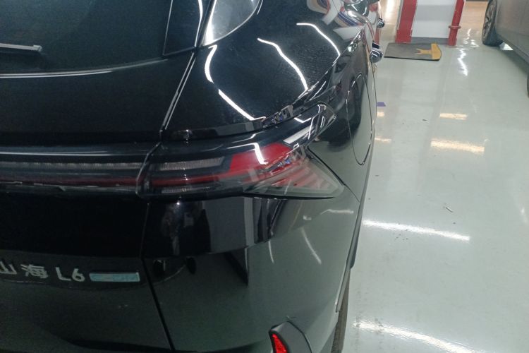 捷途山海L6 2024款 1.5TD DHT ULTRA车身外观9