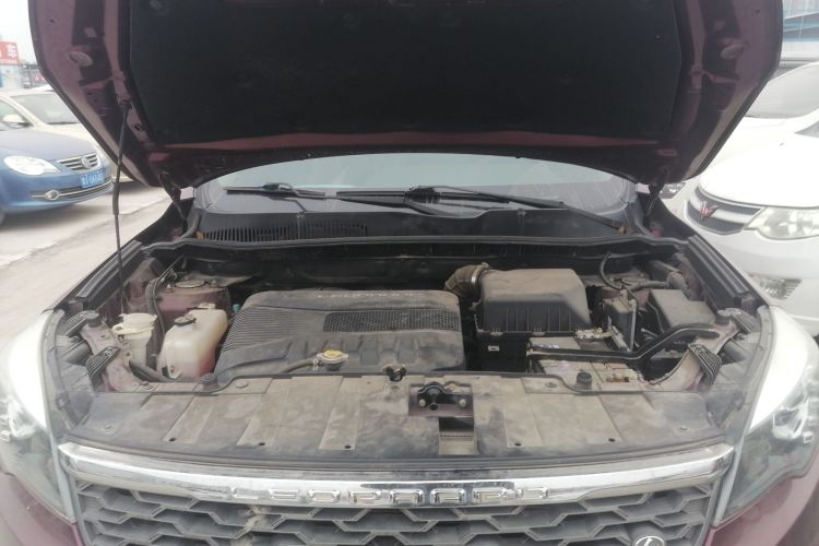 猎豹汽车 猎豹CS10 2017款 1.5T CVT尊贵型机舱底盘24