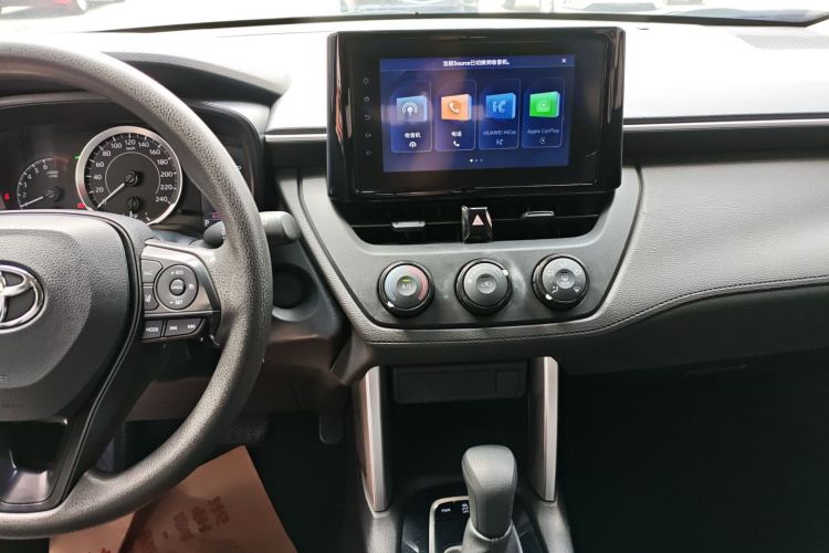 丰田 卡罗拉锐放 2022款 2.0L 先锋版中控内饰16