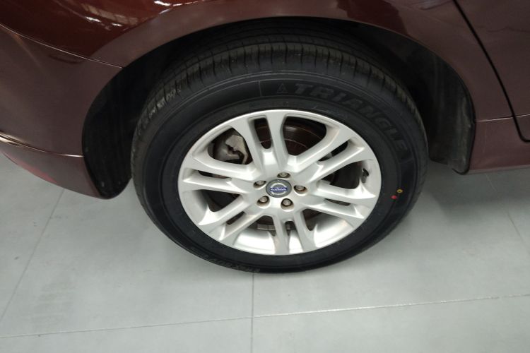 沃尔沃XC60 2016款 T5 智进版车身外观6008