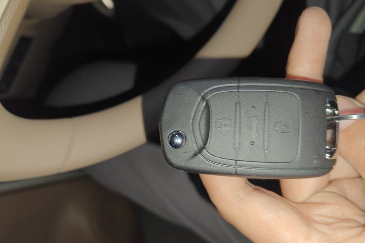 五菱汽车 宏光MINIEV 2025款 四门版 进阶款中控内饰11