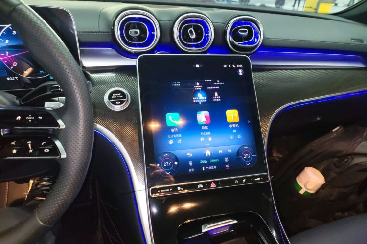 奔驰C级 2025款 C 260 L 运动版中控内饰16