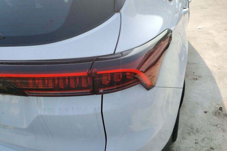 捷途X70 PLUS 2024款 1.6T DCT超享版 5座车身外观6006