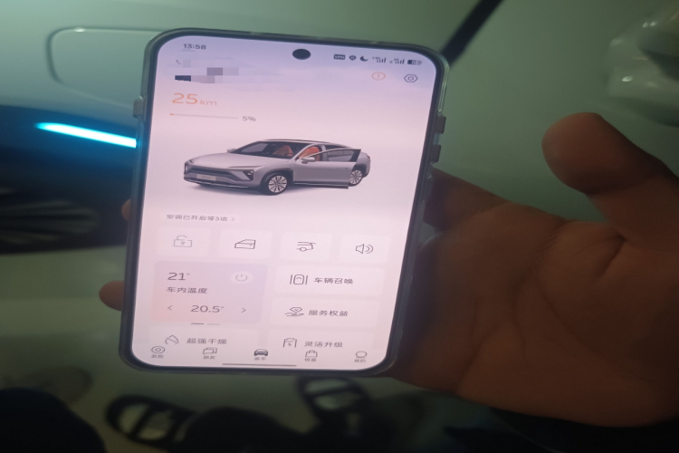 蔚来ES6 2020款 610KM 签名版中控内饰11