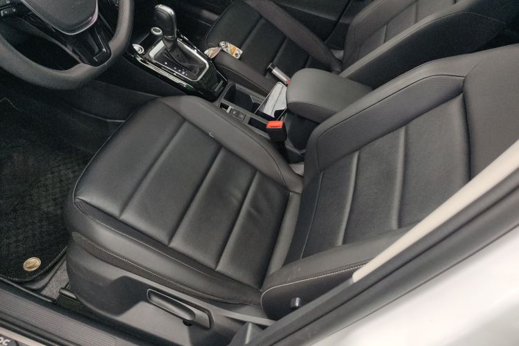 大众 T-ROC探歌 2018款 280TSI DSG两驱舒适型 国V局部细节19