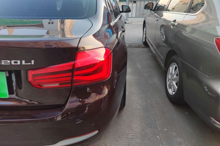 宝马3系 2018款 320Li 时尚型车身外观6006