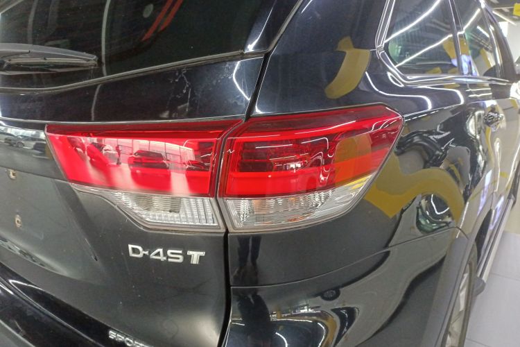 丰田 汉兰达 2018款 2.0T 四驱豪华版 7座 国VI车身外观9