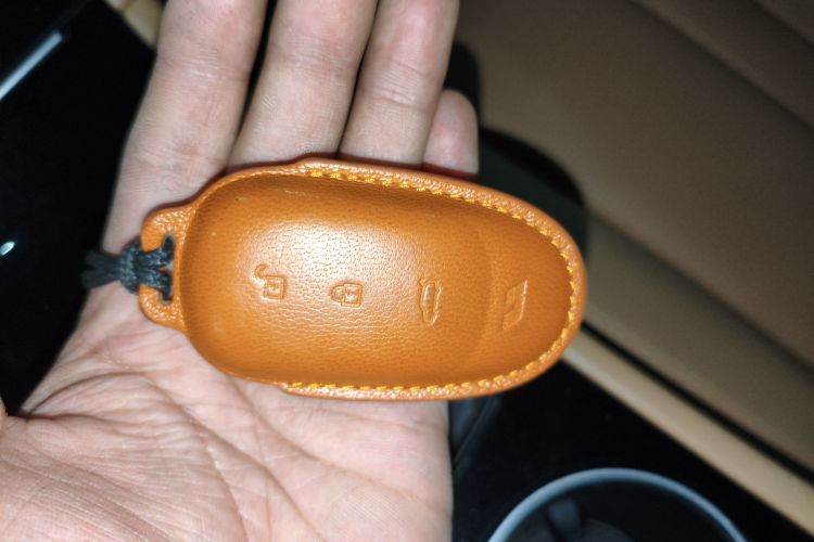 理想汽车 理想ONE 2020款 增程6座版中控内饰11