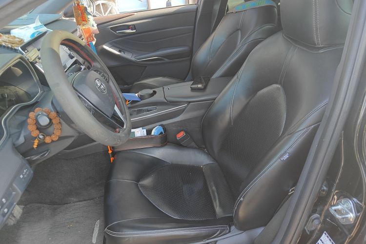 丰田 亚洲龙 2019款 2.0L 进取版 国VI中控内饰19