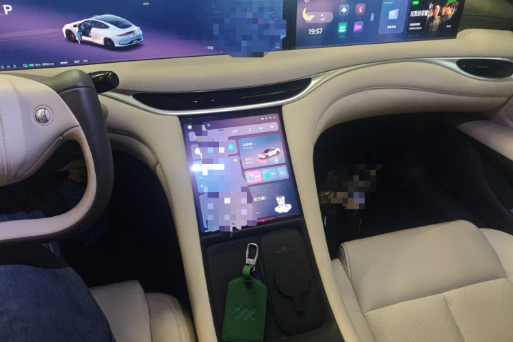 智己汽车 智己L6 2024款 Max 超强性能版中控内饰16