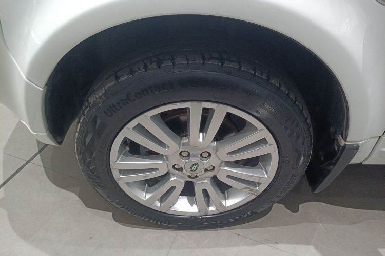 路虎 神行者2 2014款 2.0T Si4 SE汽油版车身外观6007