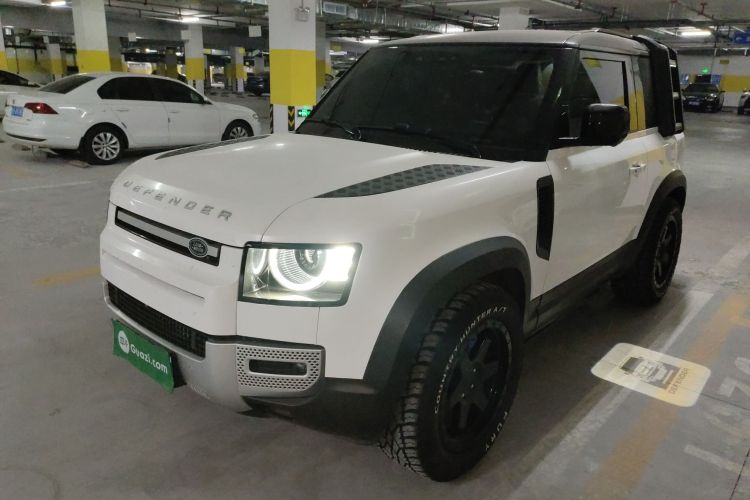 路虎卫士 2024款 90 2.0T P300 S车身外观1