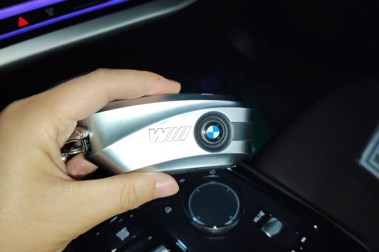 宝马5系 2025款 530Li 领先型 M运动套装中控内饰11