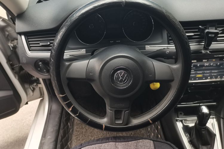 大众 宝来 2013款 1.6L 自动时尚型局部细节13