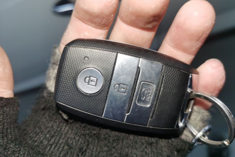 起亚 KX CROSS 2018款 1.6L 自动灵动天窗版中控内饰11