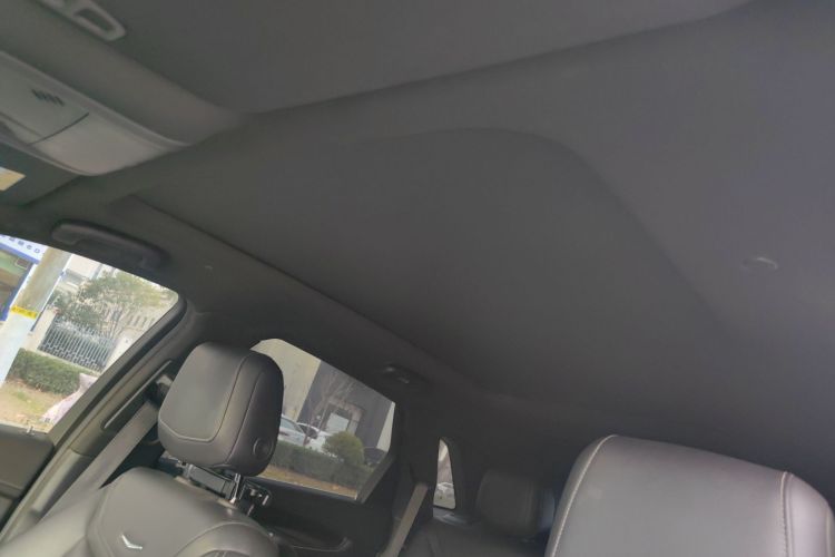 凯迪拉克XT5 2021款 28T 豪华型中控内饰22