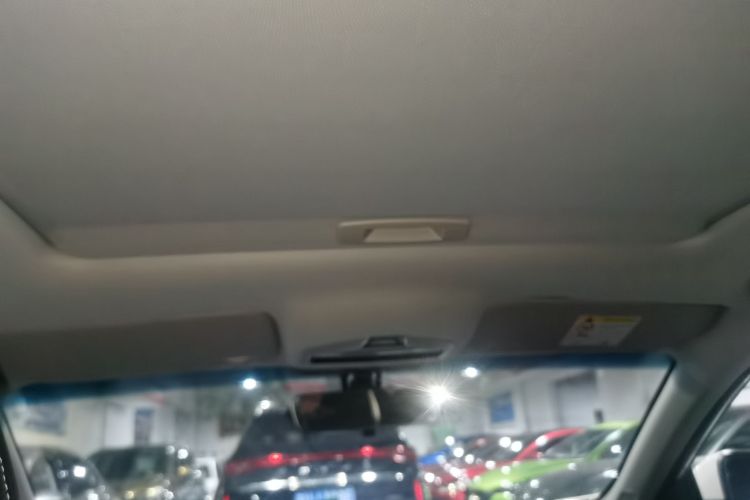 吉利汽车 2024款 缤瑞COOL 1.5T DCT龙腾版中控内饰22