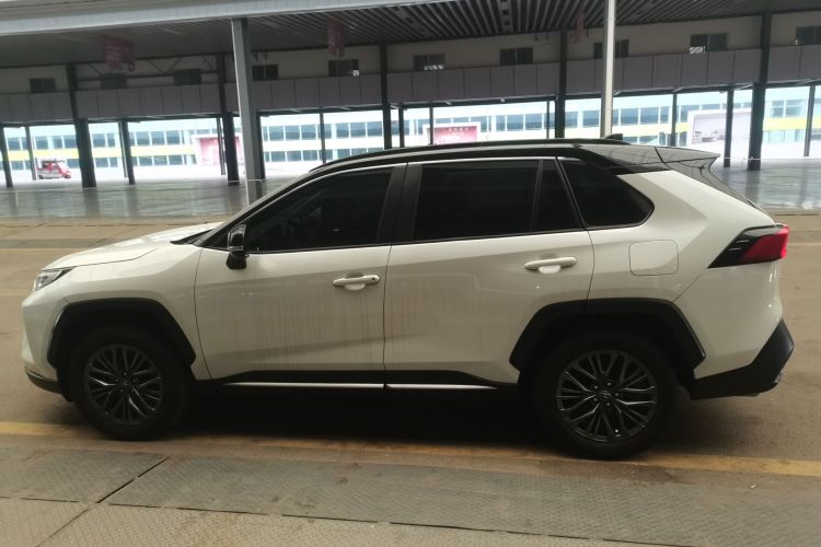 丰田 威兰达 2023款 2.0L CVT四驱豪华PLUS版车身外观6003