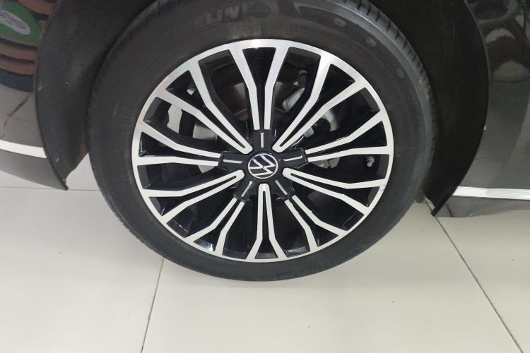 大众 辉昂 2021款 380TSI 豪华版车身外观6008