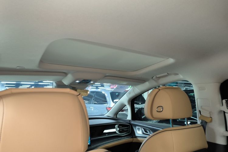 腾势D9 2024款 DM-i 980 四驱尊贵型中控内饰22