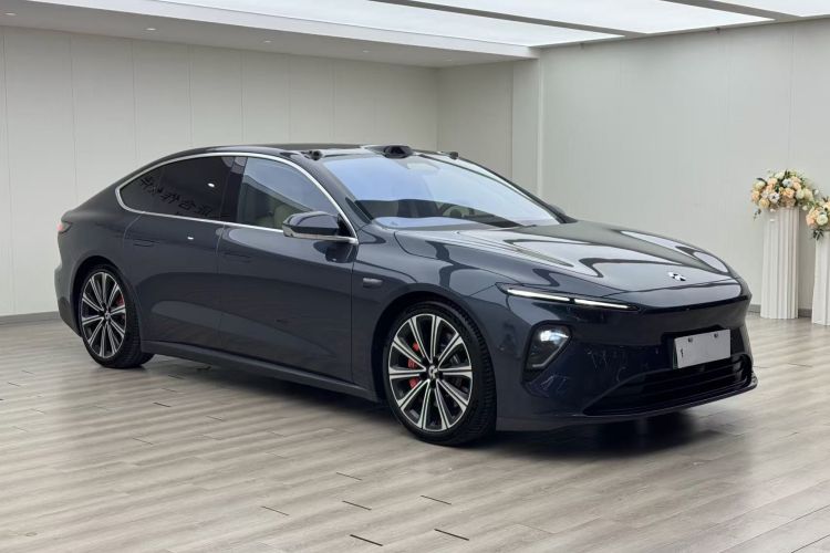 蔚来ET7 2024款 100kWh 行政签名版车身外观3