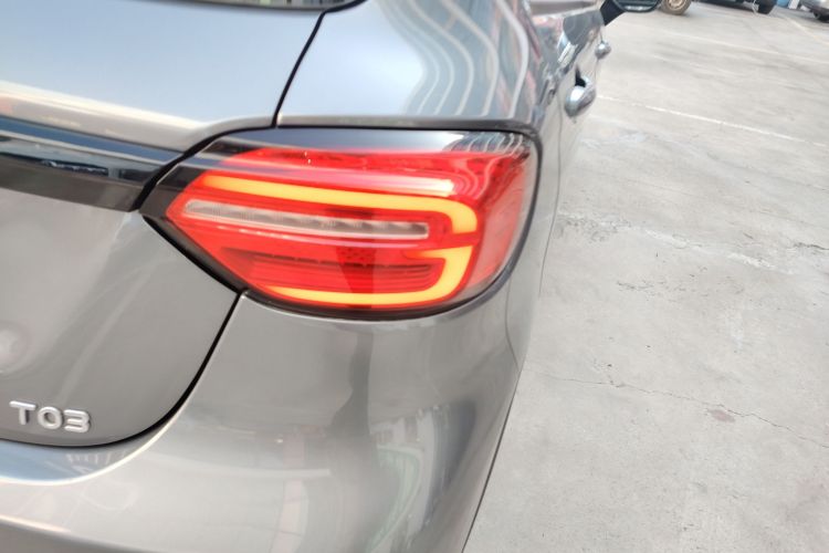 零跑汽车 零跑T03 2021款 400轻享版 三元锂车身外观6006