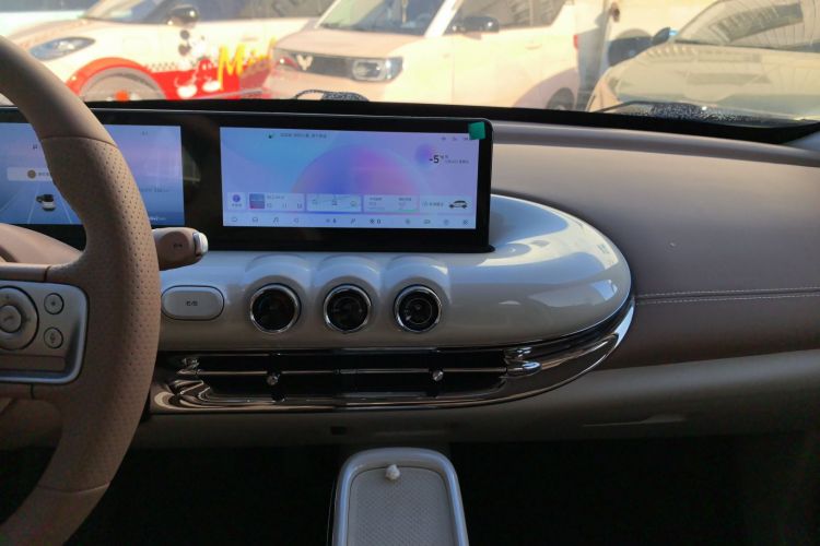 五菱汽车 五菱缤果 2025款 410km 灵犀尊享款中控内饰16