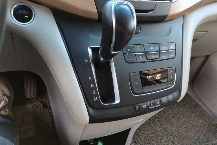 别克GL8 2017款 ES 28T 舒适型 国V局部细节18