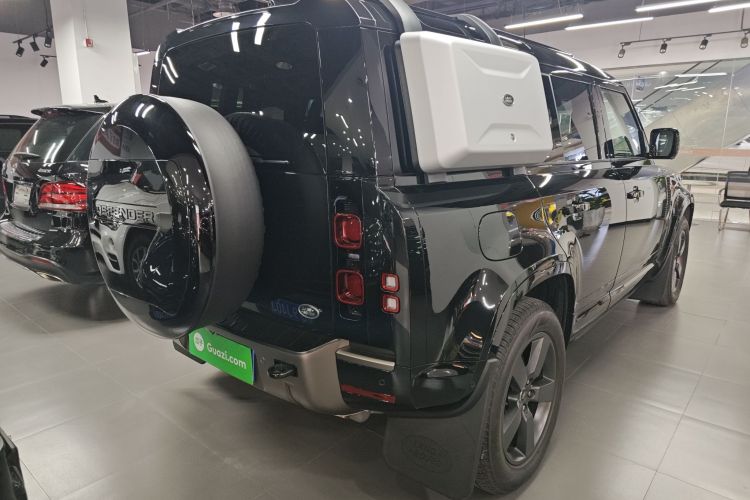 路虎卫士 2024款 110 3.0T P400 X-DYNAMIC HSE车身外观6005