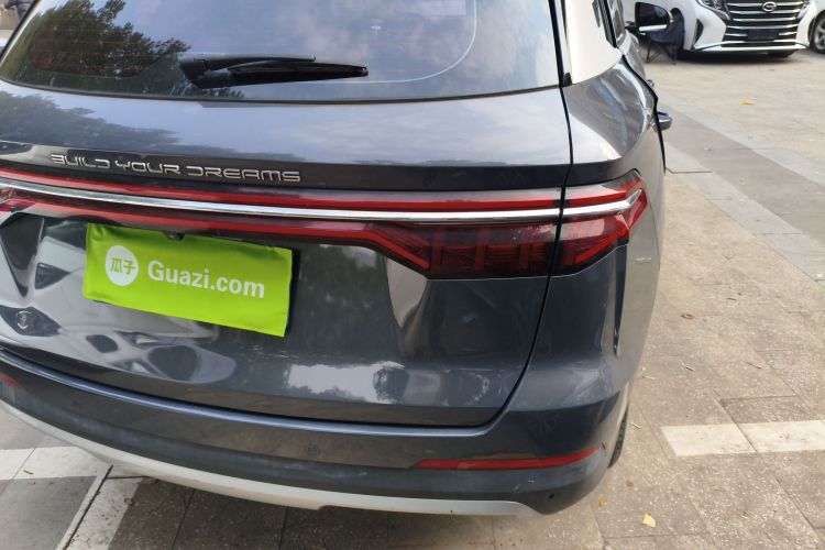 比亚迪 宋Pro 2019款 1.5T 自动精英型车身外观9