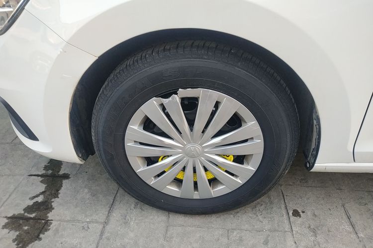 大众 桑塔纳 2018款 1.5L 手动风尚版车身外观6007