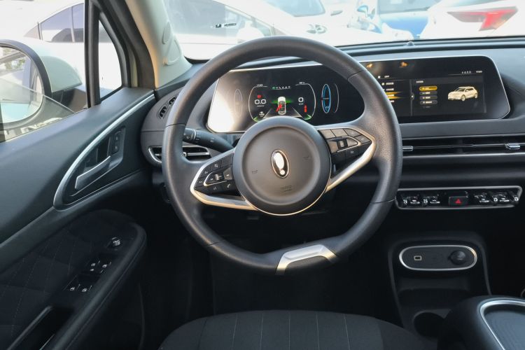 欧拉好猫 2023款 401km标准续航 舒享型 磷酸铁锂中控内饰13