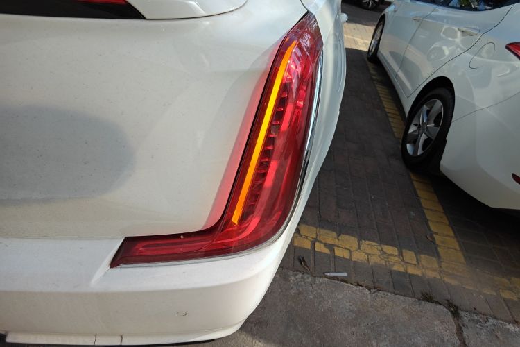 凯迪拉克XTS 2018款 28T 技术型车身外观9