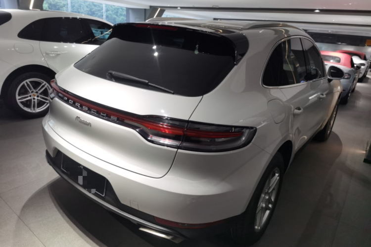 保时捷 2018款 Macan 2.0T车身外观6005