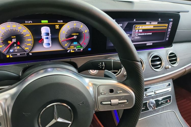 奔驰E级 2020款 E 260 L 运动型局部细节18